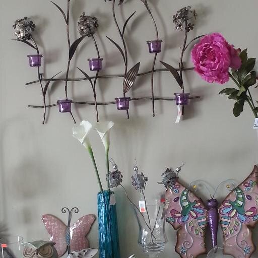 Lakeside_Outlet's profile picture. Boutique Outlet Store now open. Giftwares, Housewares, Camping Gear, Hunting and Fishing Gear.  Thurs 10-6,  Fri 11 - 7,  Sat 10-6, Sunday 10-6  Canada Day 10-4