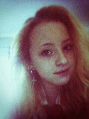 I love Pewdiepie, CutiepieMarzia, Danisnotonfire and everyone else! x
