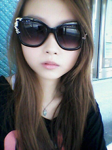 Crystalnjz's profile picture. 