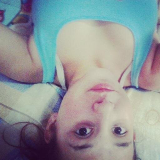 Sou legal , gosto de comer e dormir .
