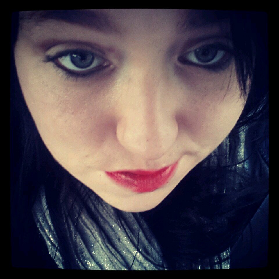Megan Land 19 years old Norwich girl...love music her mates.Trainiee chef...brushes thought black hair well was blonde..loves music...YNWA..thats about it xx