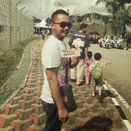 zrags2012's profile picture. 