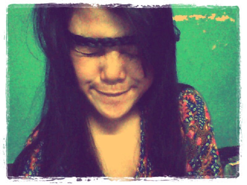 the past is in the past :) (Smile is a simple way of enjoying life) || bukit gadink || novika kurniawati destavian