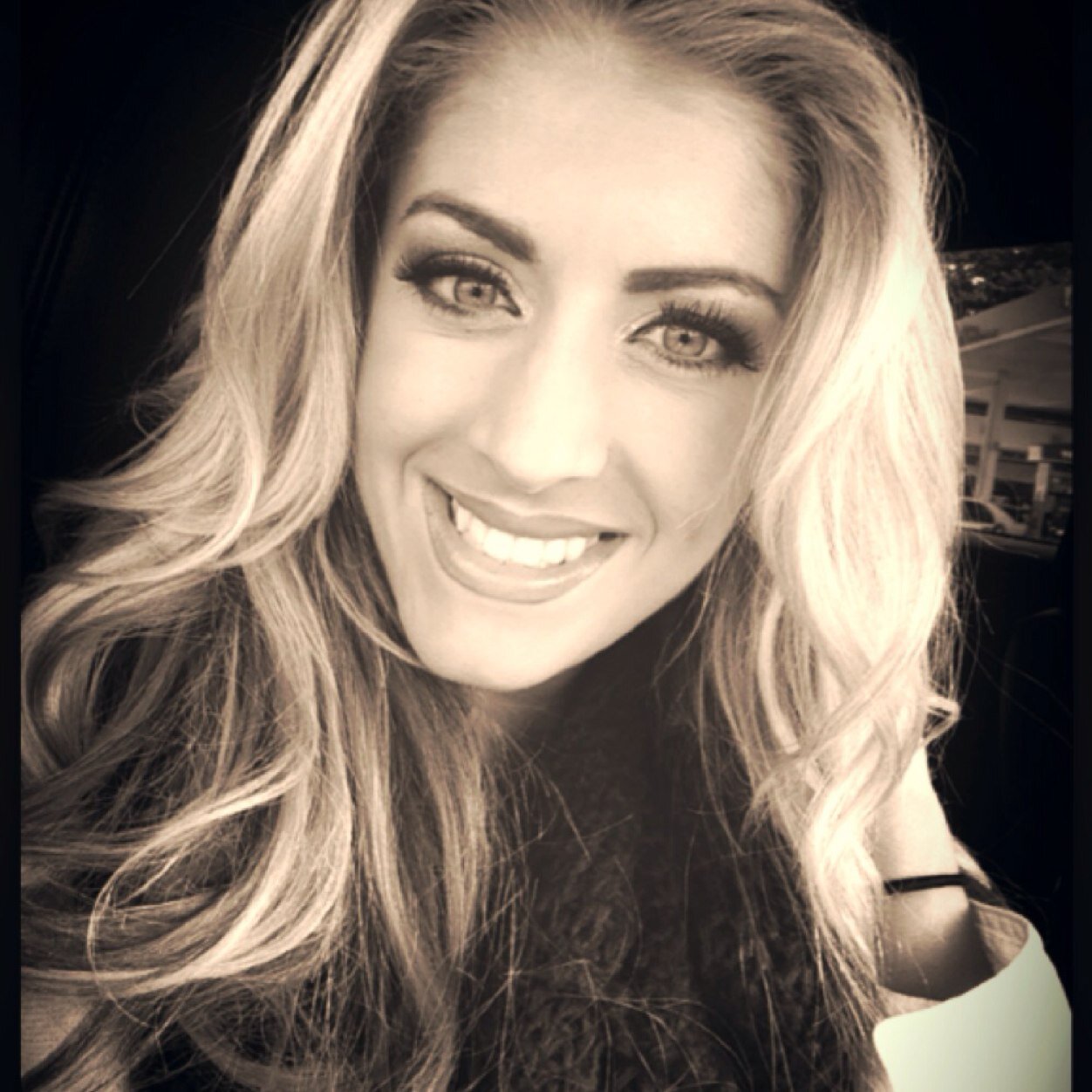 lauren10013's profile picture. 