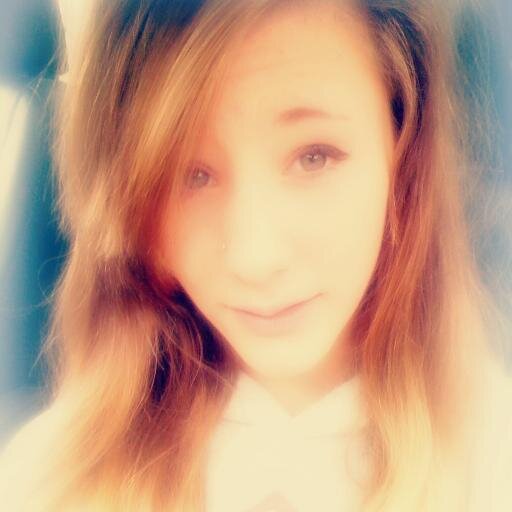 katie_delahunty's profile picture. here to love justin bieber so no hate :)