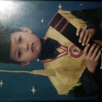 Yakult Dibekuin (@fandiande) 's Twitter Profile