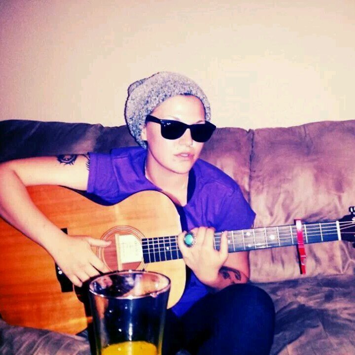 Singer/Songwriter - Download my debut album, Chameleon on iTunes & Google Play! 
http://t.co/aHbtWssggf
Booking: iGoByPhoenix@gmail.com