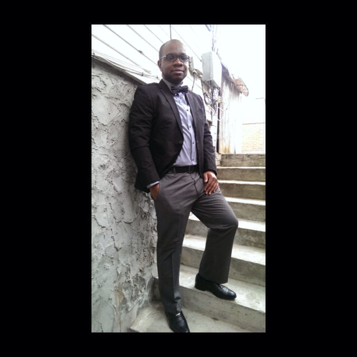 Photographer..will shoot for money. Thirst for knowledge/Love Food/Gadgets/Movies/Music/Datzwhatzup.net CEO