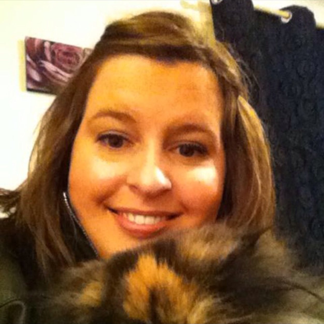 piA3KtHnB2lWRj5's profile picture. .