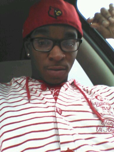 CrustNATION!!!... Team$CashFlow$ #TeamFather #TeamButtad #TeamFollowBack...... just a real nigga n my own lane... FOLLOW ME!!!!!