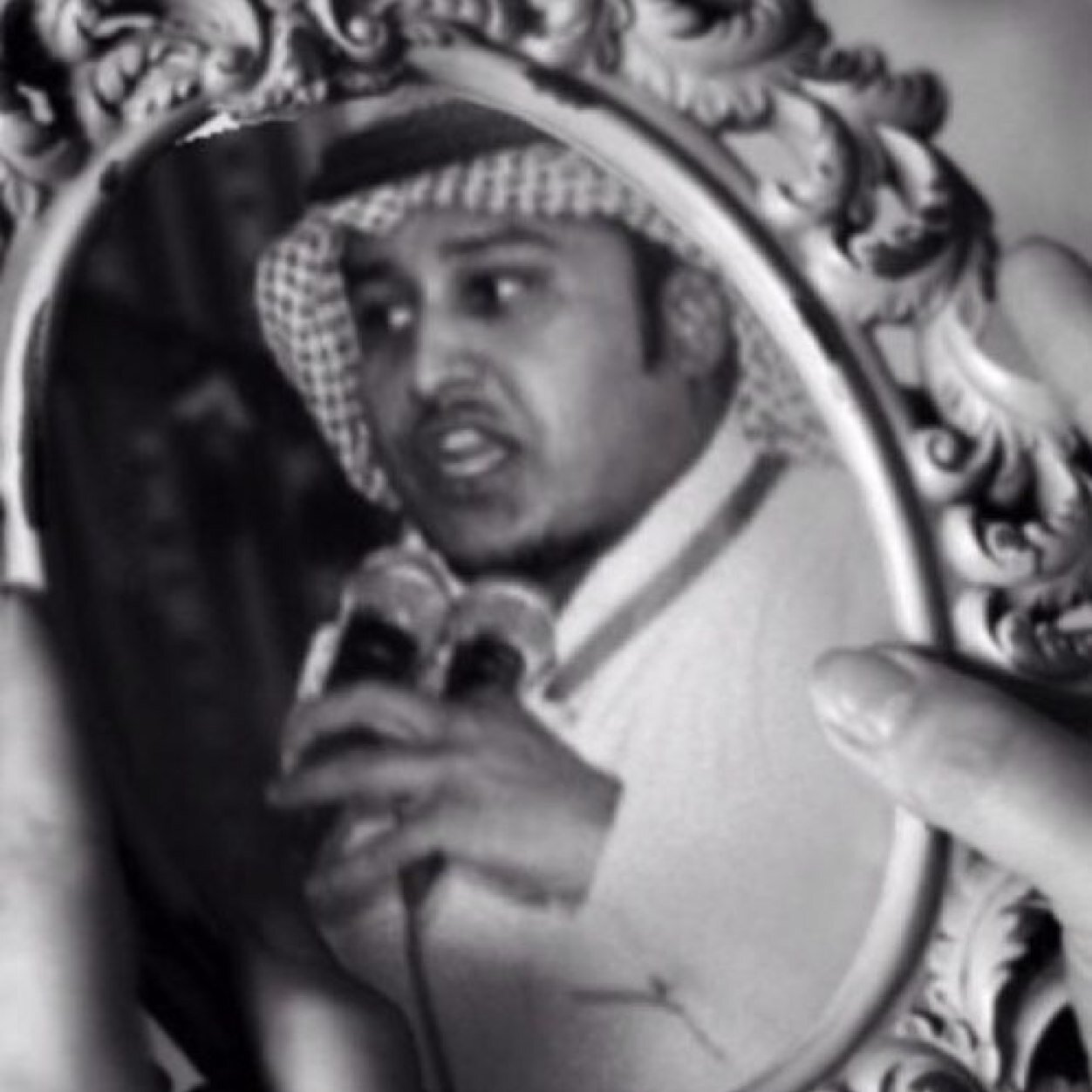 اقول هنا ما لا اجرىء على كتمانه ،، أبوح ما بداخلي و انت لگ حرية التفسير( اللهم احفظ الوطن وولاة الامر من كل سوء ) .. أبياتي بالمفضلة و اعتذر عن الخاص ✋