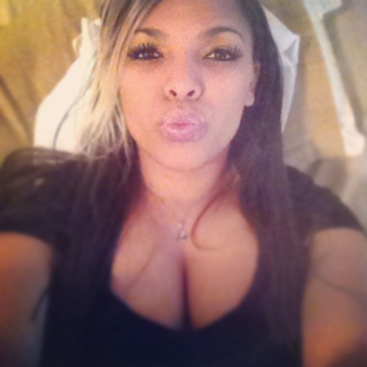 female rapper :)carribeanmodelreal bitch gettn it