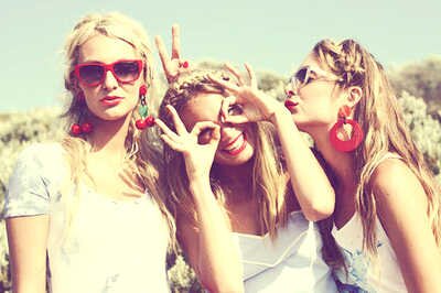 Pics of #fashion, #hair, #dresses, #shoes and anything a girl would like :)  ♥