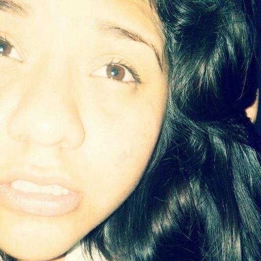 Los ojos marrones también enamoran./*Puertorriqueña*15 years old*YOLO*Follow Me and I follow you