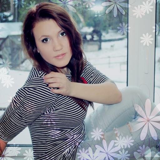 fatima10010's profile picture. 