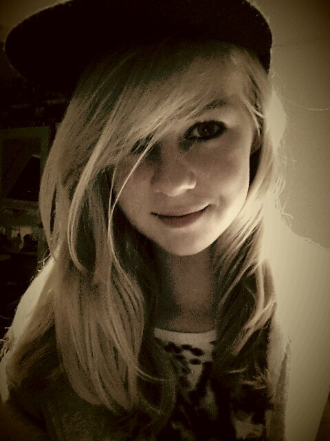 _Bad__Blood_'s profile picture. Stormer ~ Scriptette ~ Dutch