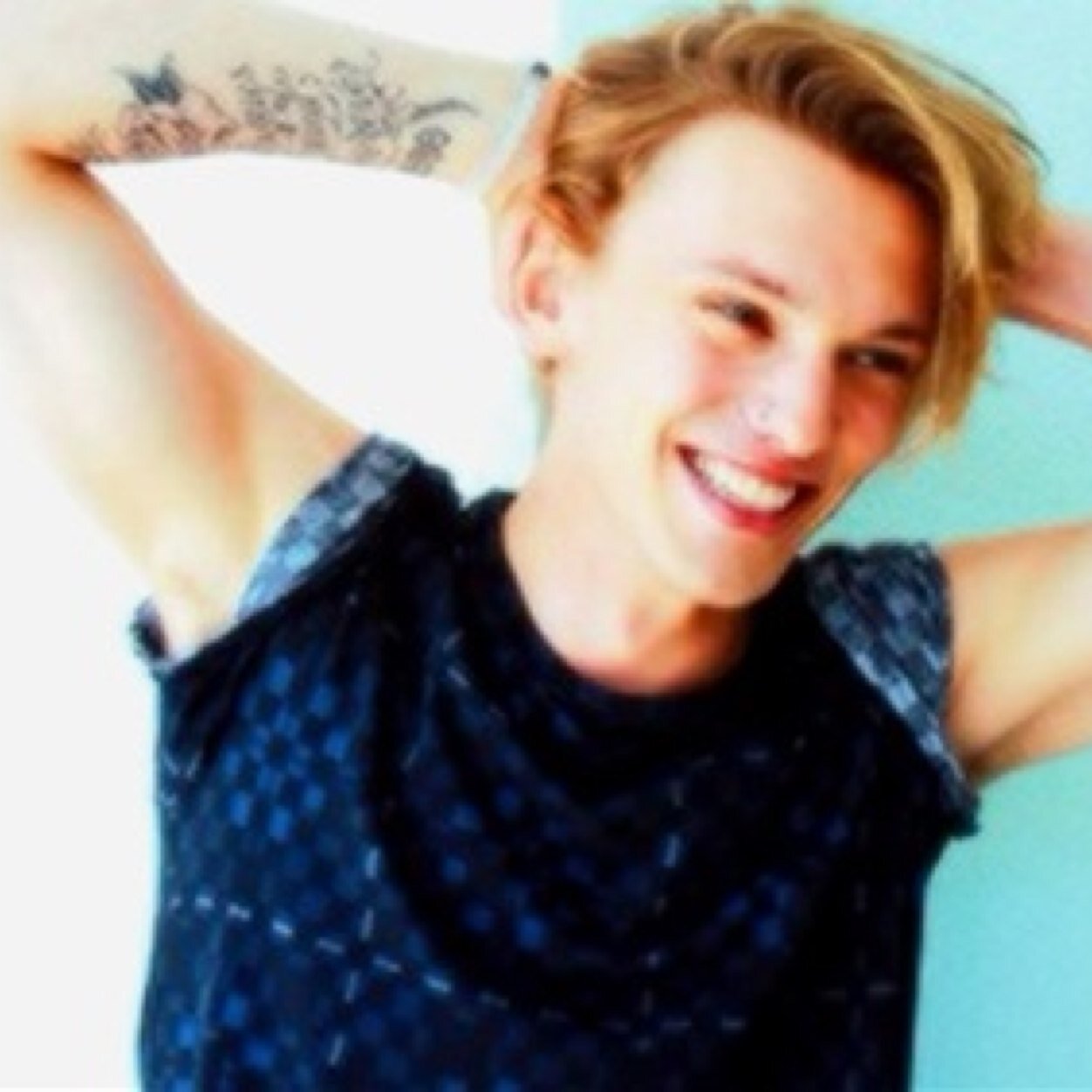 All systems go, the sun hasn't died, deep in my bones, straight from inside. [The Hunger Games, Original Character RP.]