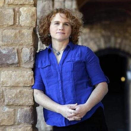 SageFoxy's profile picture. Ex-Army Officer, Veteran, LGBT Activist, IT Consultant, Wife, Mother, Fitness addict, Foodie, Barefoot Runner, and Lover of Life in all it's Forms.