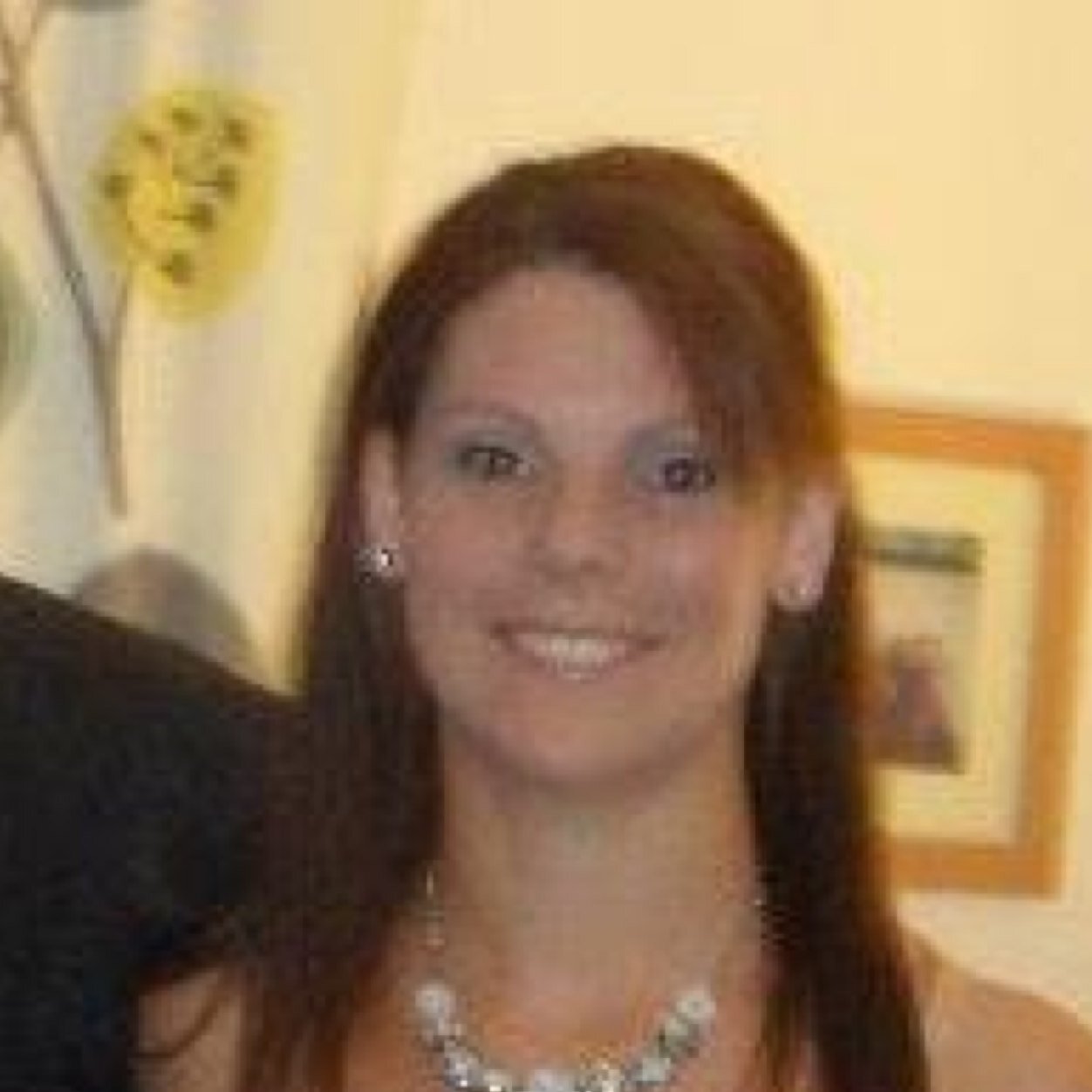 helencroud84's profile picture. 