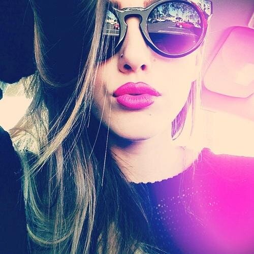 JapaOusada's profile picture. ●๋• รiiɱpʆɛɛร αรรiiɱ ~Twittɑɳɗѳ ɑté ѳ Բiɱ!! Digamos que o twitter é meio que meu blog posto tudo aqui dicas de moda sobre famosos e enfim papo de garota ;)