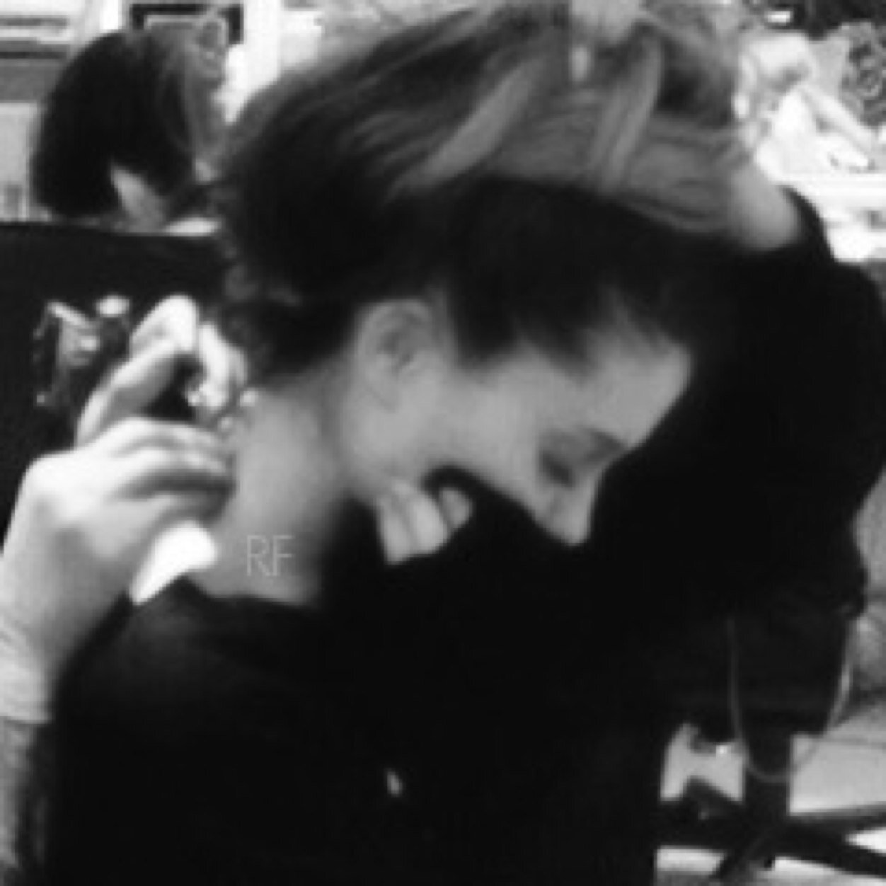 ♡I'm like Ari's bra supporting her through thick and thin because her love is everything to me♡