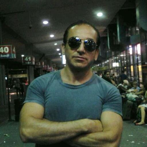 Regisseur (Stage Director/Metteur en scéne/Regista/Encenador)
Instagram: @ALEJANDROATIAS