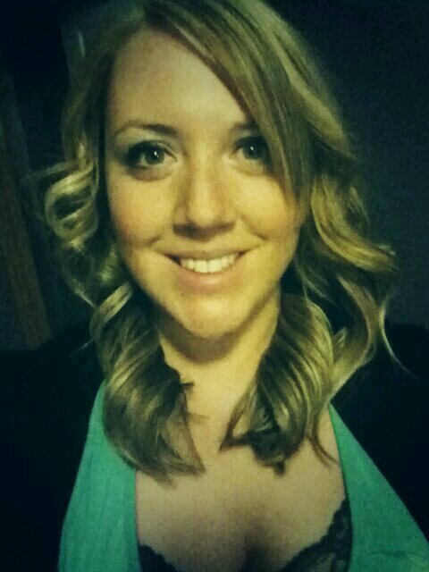Mommy, tattoo wearer, cupcake maker, chip shuffler, gambler, joke teller.