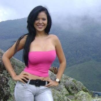 24 años, llanera 100% maracay 3 en busca de mi amor verdadero, sincera, cariñosa,aventurera.