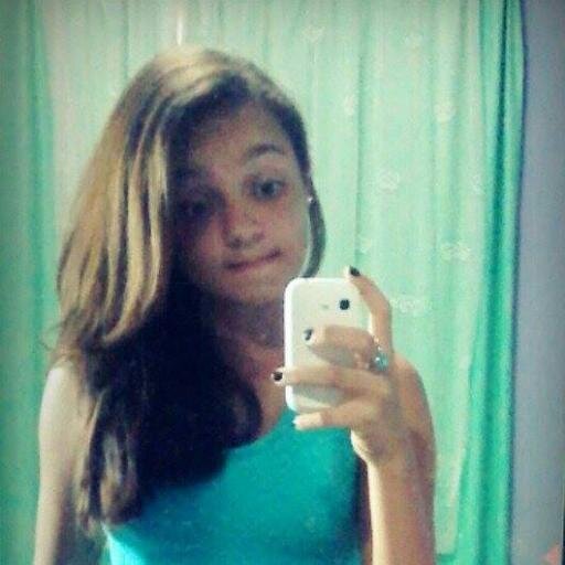 Santa meu eterno amor
Nunca negarei que sou Tricolor
Sempre vou te amar
Nunca vou te abandonar ♪