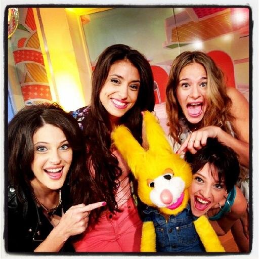 Bienvenidos, F.A.N.S. Argentina, banda formada por Lula, Carla, Joanina y Macarena.
Aca vas a encontrar toda la informacion!