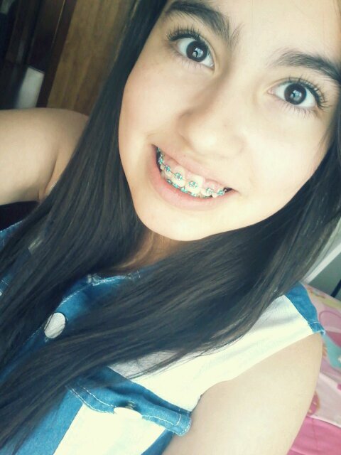 Directioner♥ - Annietioner xD - KatyCat♡ - Sheerio★ - CRAZY MOFO BITCHES. Louis , Niall , Harry , Liam & Zayn are my Crush♥