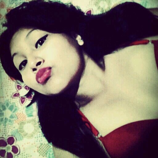 Fui fabricada pelo amor e vim pra viver por ele ♡
