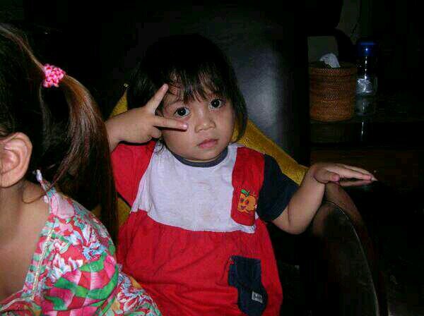 I'm Still a kid but who really cares?! | Mom, Dad, Hafeeza, Family | Please Follow Me