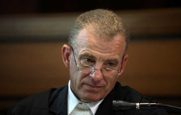 Parody account of state prosecutor in #OscarPistorius trial. Ask Jackie Selebi about me.
