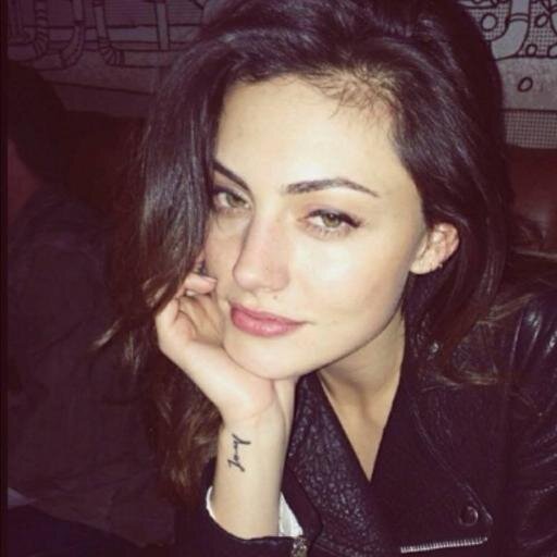Love @1PhoebeJTonkin ☾ The Originals ♔, The vampire Diaries ♥ Follow? Follow back