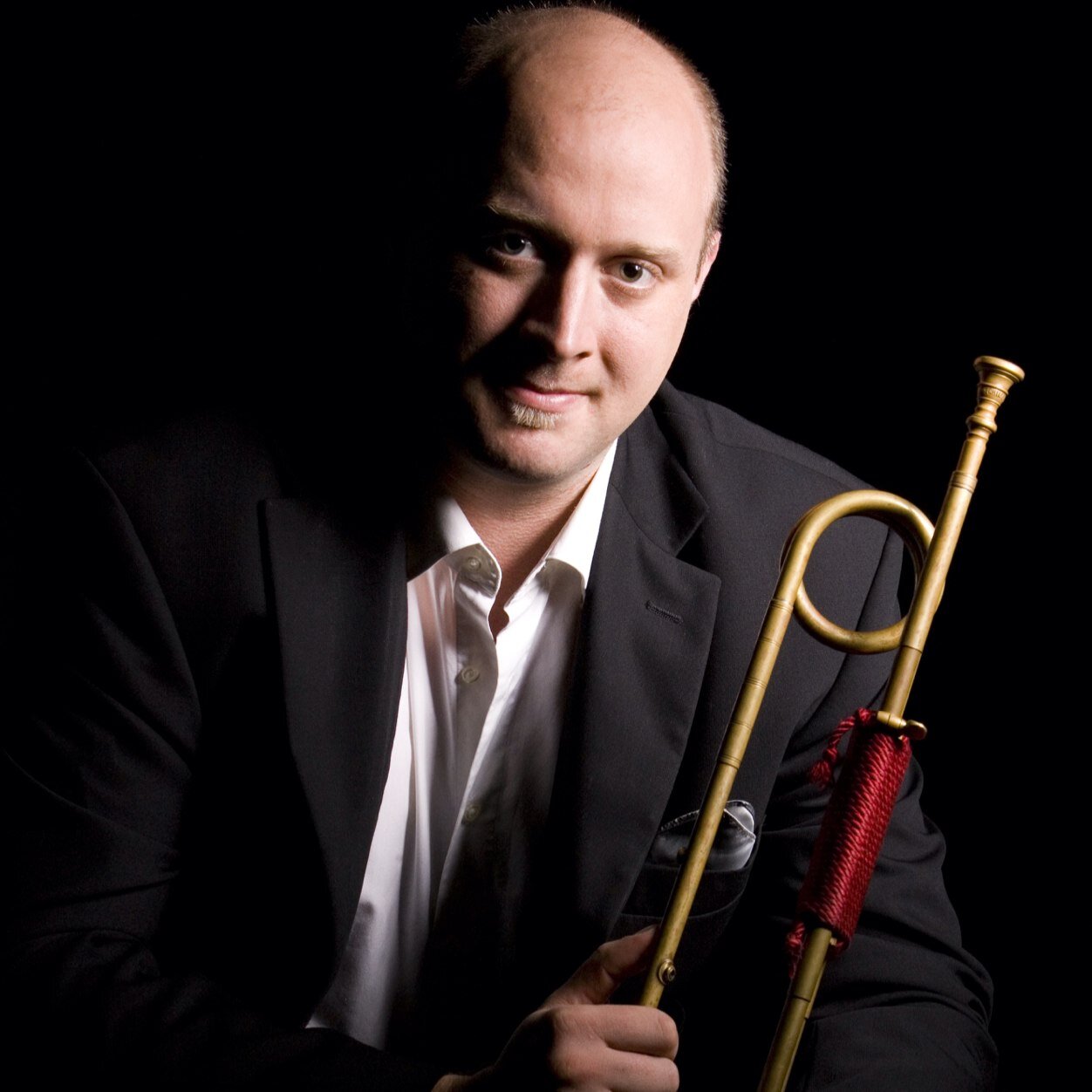 ausbaroquebrass's profile picture. International Trumpet Soloist and Artistic Director of Australian Baroque Brass and Founder and Director of the Australasian Trumpet Academy