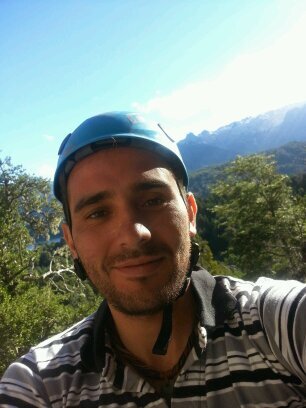 Materials Engineer. Working in 'San Juan Solar Project'. Developing solar photovoltaic & renewables in San Juan, Argentina. Amateur climber.