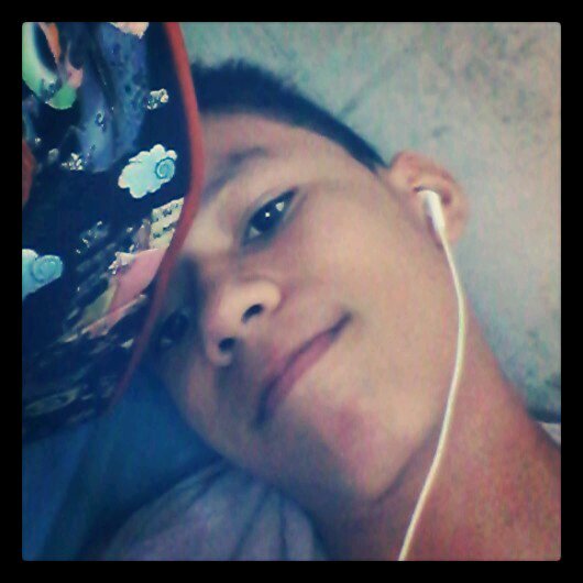 A vida e bela quando ajudamos aos outros ♡♥