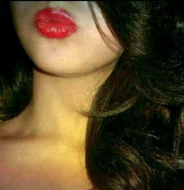 rehab__17's profile picture. ولا تسألوا عمن هويت فإنني اغار عليه من ان ابوح بذكره