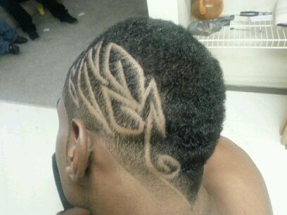 JonesCordero's profile picture. iM FROM THAT WINDY CITY BEEN CUTTING HAIR SINCE I WAS 19 IM 26 NOW ....NO KIDS NEVER BEEN MARRIED ..