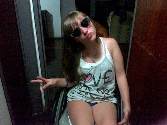 HOLA NUVOTWITTER