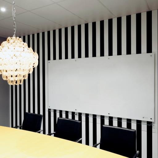 Glass Whiteboards capture Ideas that Change the World