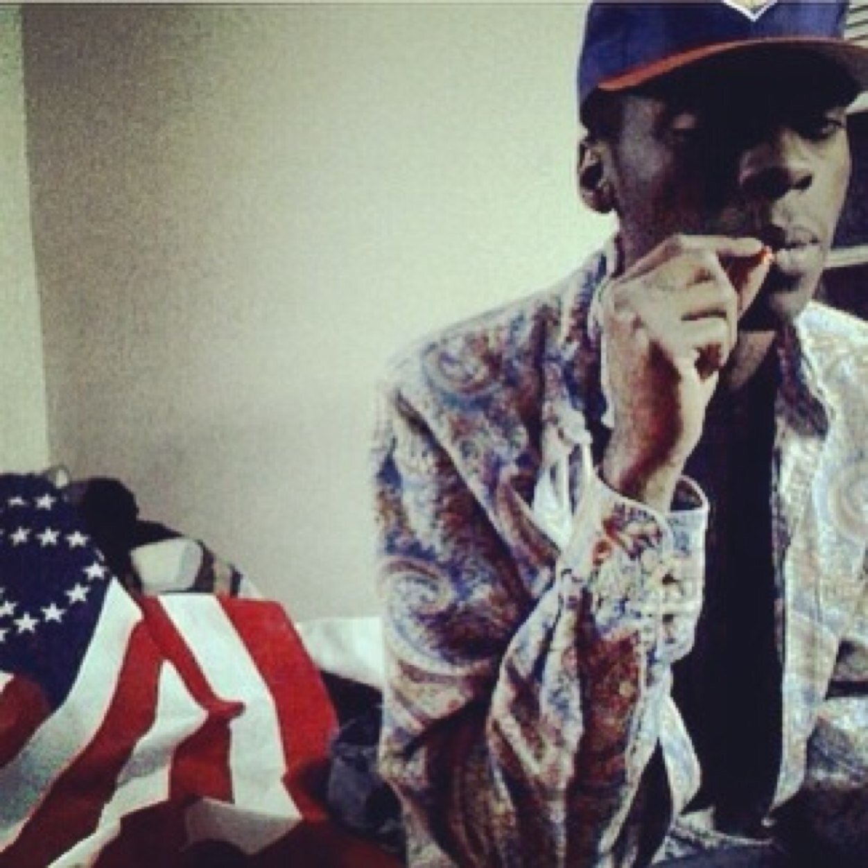 My name is Ronald and i wanna be a rapper like a million other niggaz #cxnk YOUTUBE http://t.co/Q36Dzf8AfN