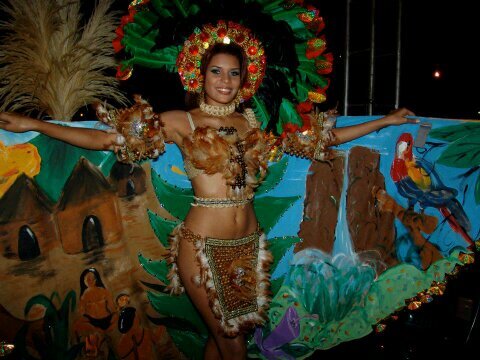 bailarina de danza nacionalista, hip hop, tambor, entre otros graduada en la fundación del estado bolívar danzas yacambu. #echelonVenezuela de corazon 3 @30STM