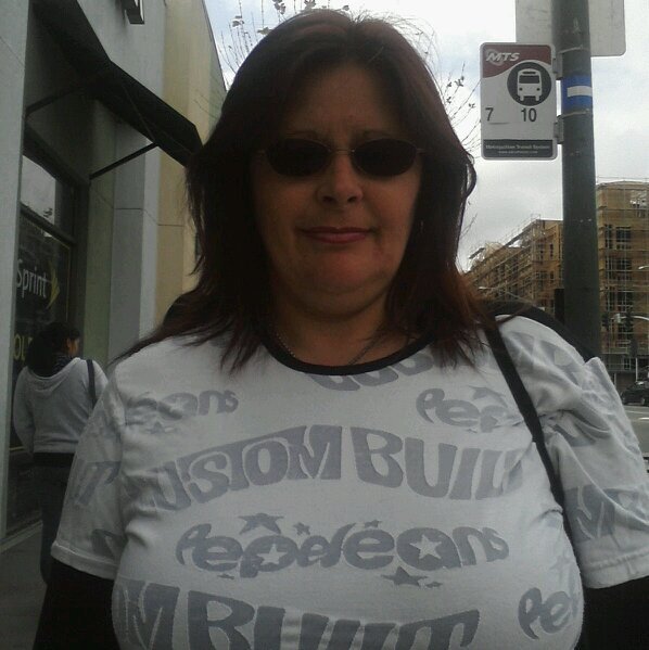 2db71c034d9d44d's profile picture. I am a mother of 4 and I love life.