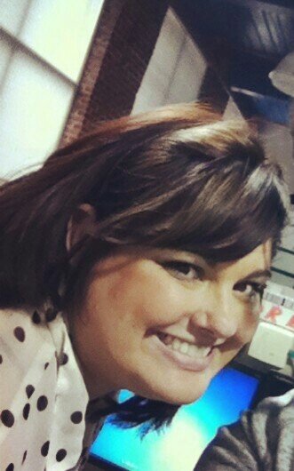 aprilgale77's profile picture. Live YOUR life