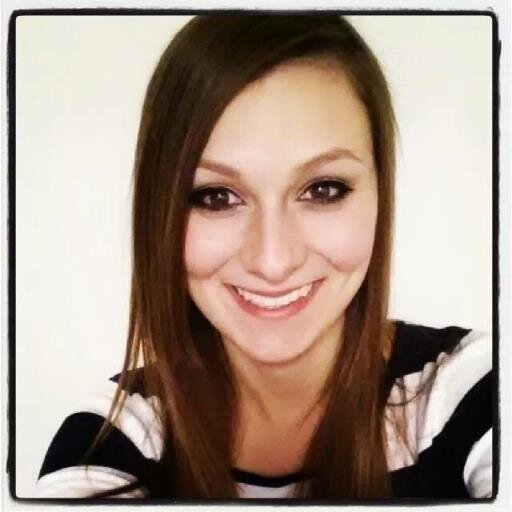I love music, movies, and hanging out with all of my amazing friends! : )