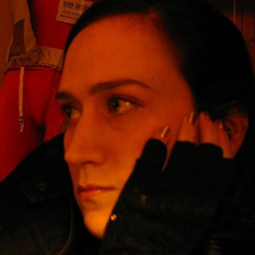 undeadmolly's profile picture. This is the former Twitter user name of the Molly Hodgdon. She is now identified as @Manglewood. Please do not be upset.