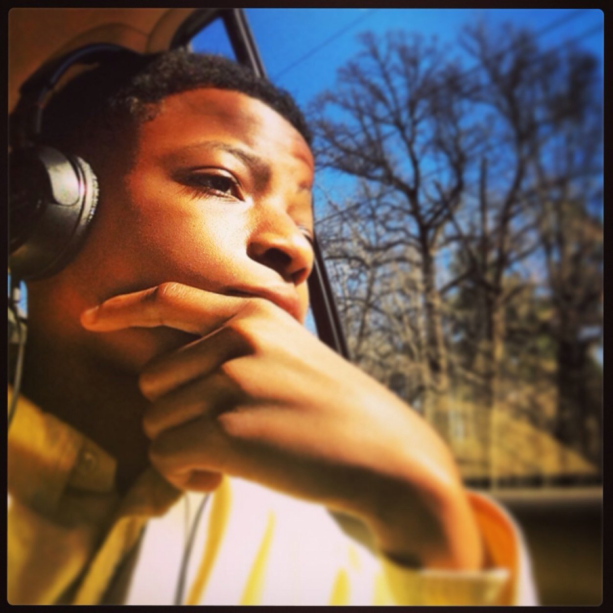 #teambrownskin im cool i follow back  RIP GRANDADDY KING       MUSIC IS LIFE