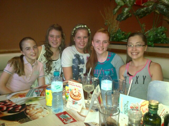 larissa_76494's profile picture. 